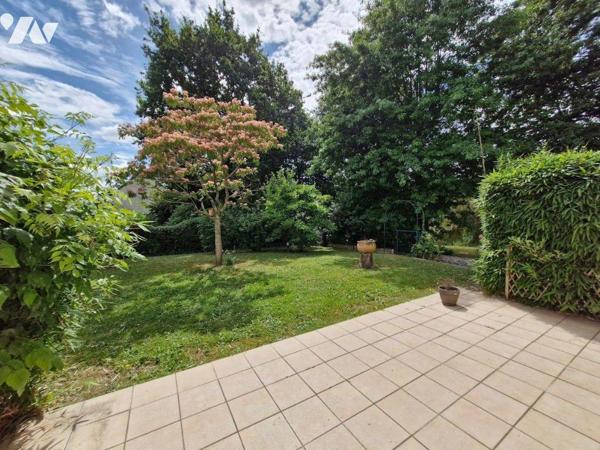 Maison à Vendre à Cesson-Sévigné (35510) en Ille-et-Vilaine (35)

À Cesson-Sévigné, cette mai...