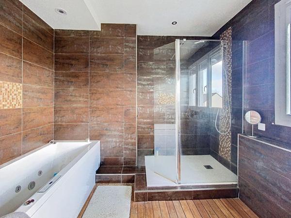 Achat maison Saran - 8 pièce(s) - 244 m² - 575 000 €