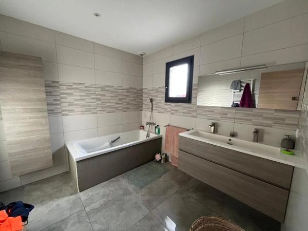 Vente Villa 5 pièces 125 m2 à Canohès