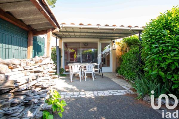 Maison à vendre 8 pièces 223 m² Rochefort-du-Gard