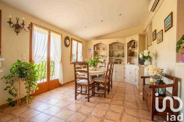 Maison à vendre 8 pièces 223 m² Rochefort-du-Gard