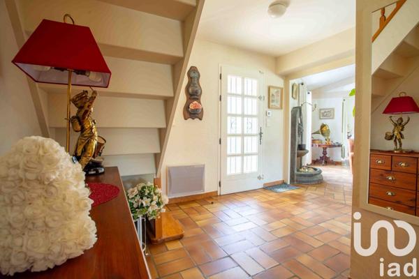 Maison à vendre 8 pièces 223 m² Rochefort-du-Gard