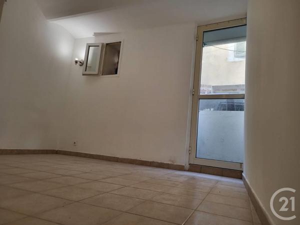 Immeuble à vendre  140 m2 MARIGNANE - 13