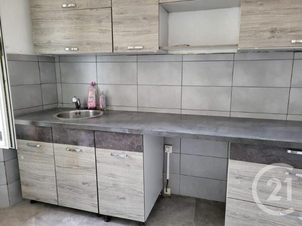 Immeuble à vendre  140 m2 MARIGNANE - 13