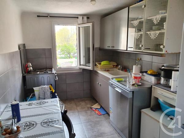 Immeuble à vendre  140 m2 MARIGNANE - 13