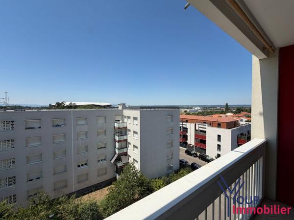 Appartement à vendre, 3 pièces - Meyzieu 69330