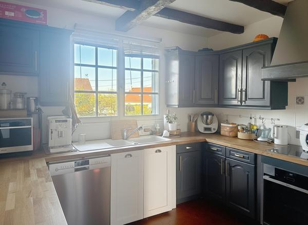 À vendre - Maison individuelle, 6 pièces située à Montlouis-sur-Loire (37270)