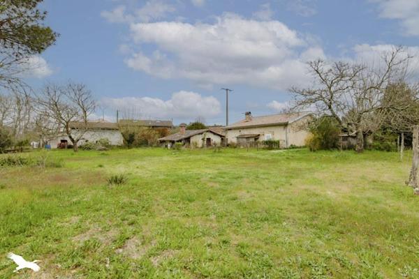 Maison 166 625 € Salles 6 p 154 m² DPE