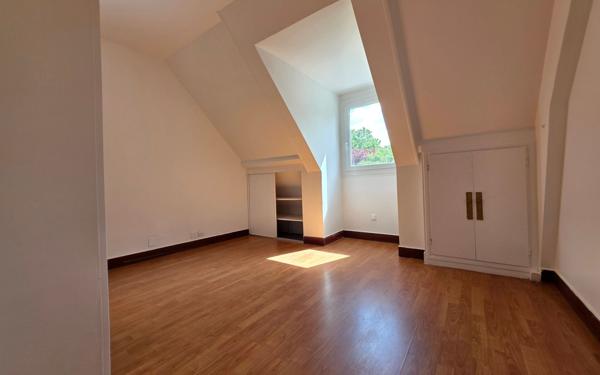 Maison à louer    5 pièces • 118 m2 Villiers-sur-Marne