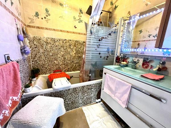 Maison à vendre    5 pièces •  Cagnes-sur-Mer