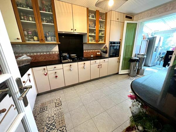 Maison à vendre    5 pièces •  Cagnes-sur-Mer