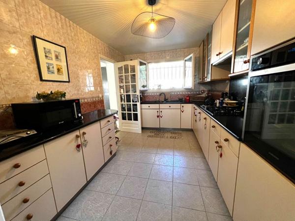 Maison à vendre    5 pièces •  Cagnes-sur-Mer