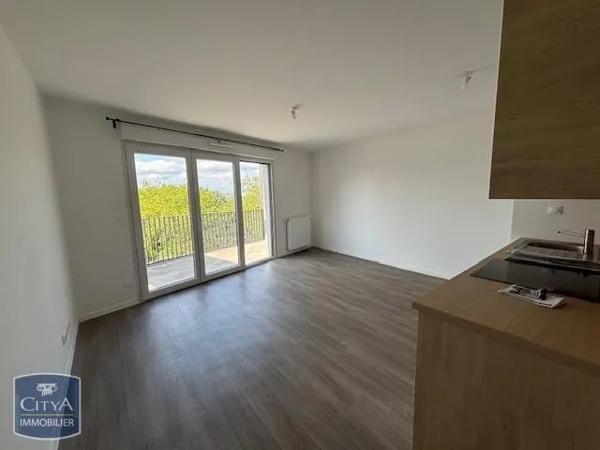 Appartement à louer 3 pièces 60.9m² Nantes (44300)
