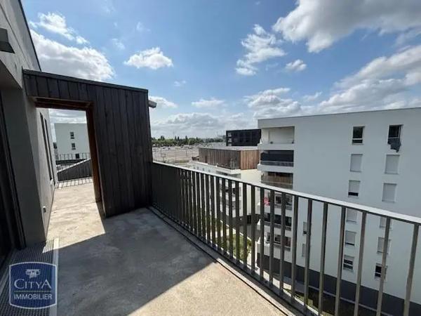 Appartement à louer 3 pièces 60.9m² Nantes (44300)
