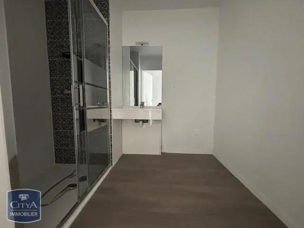 Appartement à louer 3 pièces 60.9m² Nantes (44300)