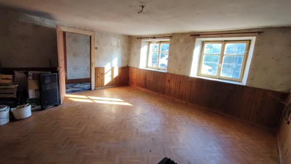 Maison 4 pièces d' environ 120 m2 à rénover à Wisches (67120)