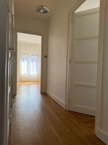 COQUETTE MAISON MITOYENNE HABITABLE SUR 2 NIVEAUX