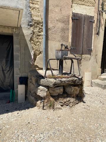 Tignieu-Jameyzieu (38230) Maison T3 A RENOVER et à réinventer