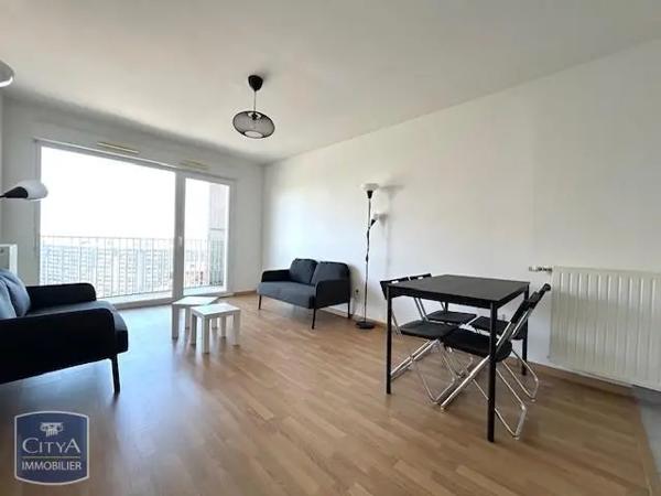 Appartement à louer 3 pièces 56.93m² Nantes (44000)