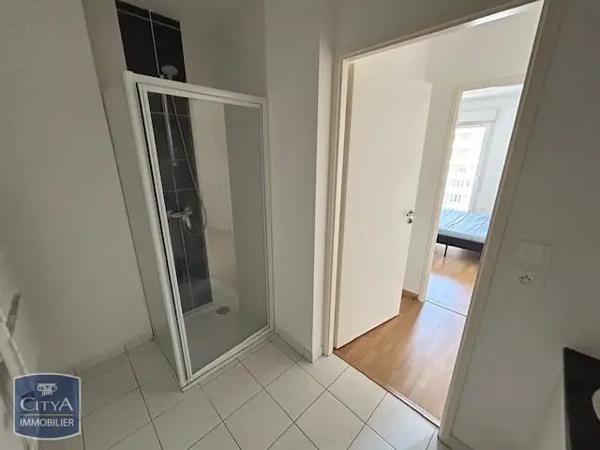 Appartement à louer 3 pièces 56.93m² Nantes (44000)