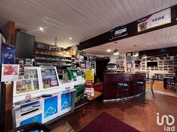 Bar-tabac à vendre 154 m² Les Trois-Moutiers