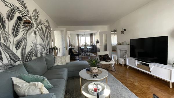 //  4 PIECES LUMINEUX  // METZ QUARTIER QUEULEU // GRANDE TERRASSE // GARAGE // CAVE //