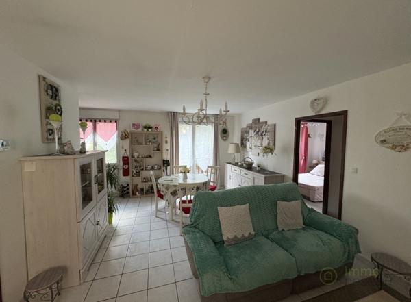 Appartement à SAINT DONAT SUR L'HERBASSE (26260)