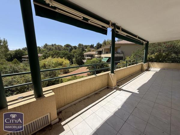 Appartement à vendre 7 pièces 169.9m² Nîmes (30900)