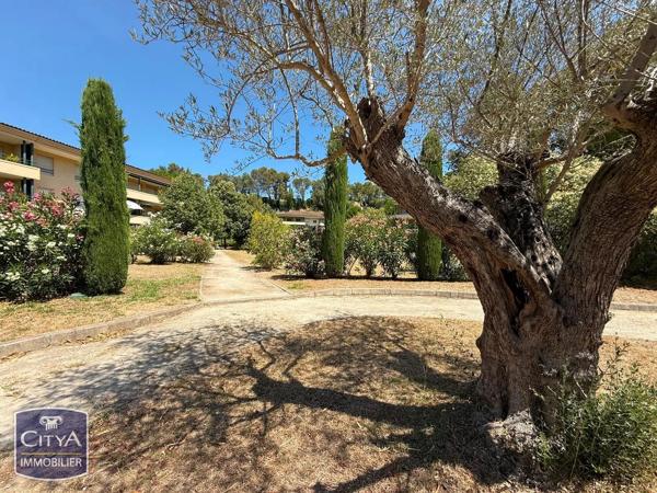 Appartement à vendre 7 pièces 169.9m² Nîmes (30900)