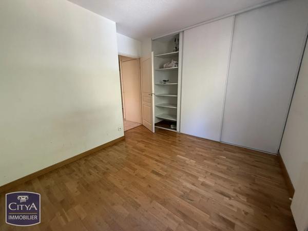 Appartement à vendre 7 pièces 169.9m² Nîmes (30900)