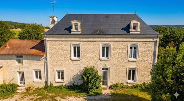 Maison de Maître + Piscine + Grange de 100 m² | 7 000 m² de terrain | Sans voisinage