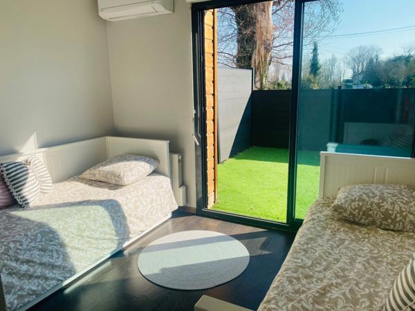 À vendre - Maison contemporaine, 4 pièces située à Décines-Charpieu (69150)
