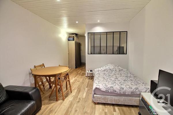 Appartement F1 à vendre  1 pièce - 27,71 m 2   EVIAN LES BAINS  - 74