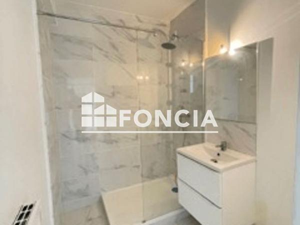 Location Appartement 3 pièces 80.65 m² - 140 RUE HOUDAN Sceaux 92330