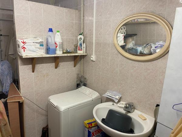 Maison au coeur de Mézin sur 3 niveaux très bon état