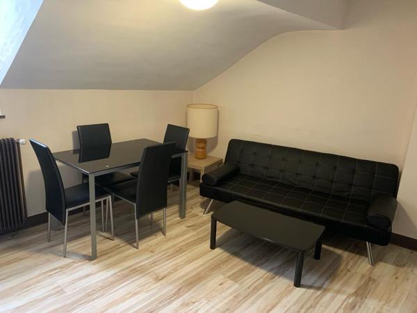 Location
                Appartement23 m² - 2 Pièces -
                    OYONNAX (1100)