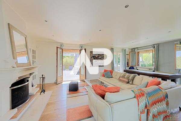 Maison Rueil Malmaison 10 pièce(s) 270 m2 €2 095 000 ** - Référence 19799