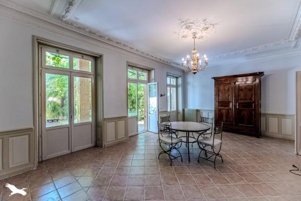 Maison à vendre |  Moissac |  10 pièces | 385 m²