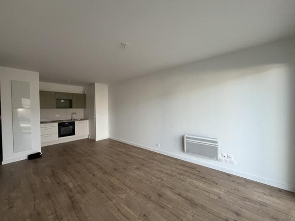 Appartement à louer 650 € CC Douarnenez 2 p 42 m² DPE B