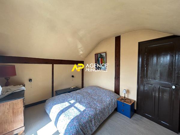 Maison 5 pièce(s) 90 m2 €450 000 ** - Référence 4357