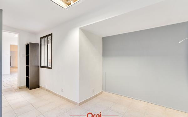 Maison à vendre    4 pièces • 98 m2 Marseille 5