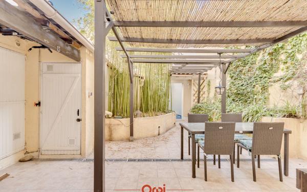 Maison à vendre    4 pièces • 98 m2 Marseille 5