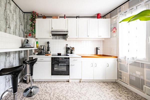 Neuilly-Crimolois - Maison T4 sur sous-sol complet avec jardin clos