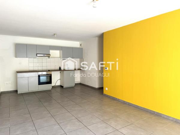 T4 récent avec terrasse 30 m² + parking – Lumineux et moderne