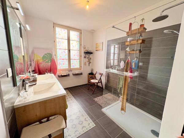Appartement lumineux et spacieux avec grande terrasse