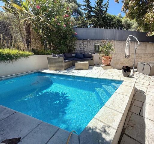 Antibes : Rare , maison, 2 chambres, piscine