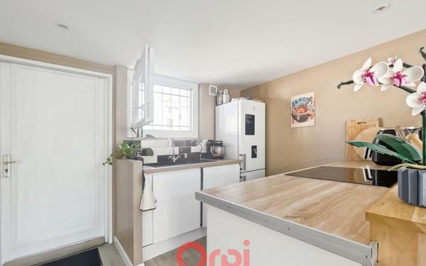 Appartement à vendre    2 pièces • 44 m2 Lyon 3