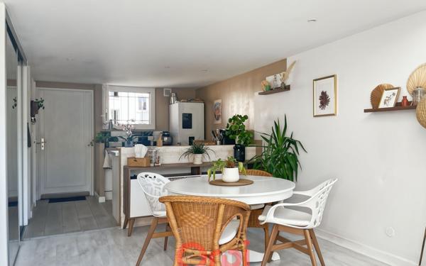 Appartement à vendre    2 pièces • 44 m2 Lyon 3