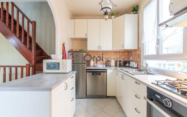 Maison à vendre    4 pièces • 73,49 m2 Joinville-le-Pont