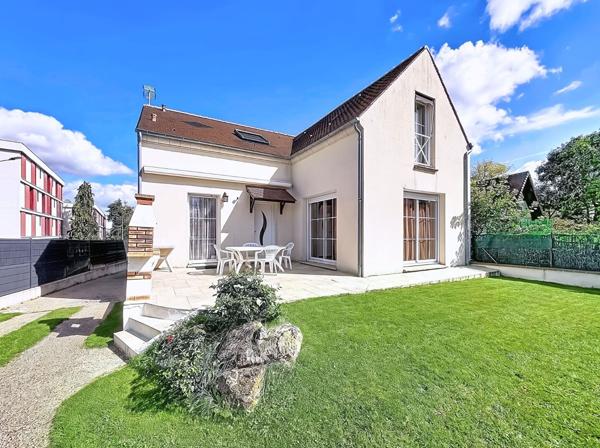 À VENDRE PALAISEAU CAMILLE CLAUDEL LES TERRES ROUGES /MAISON 6 PIÈCES 145 M² / 4 CHAMBRES /DPE B /GARAGE 3 VOITURES